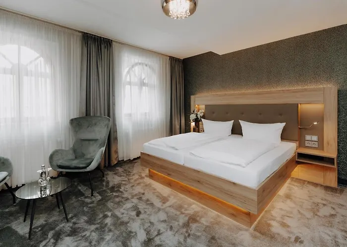 Schwarzer Adler 3* Stendal